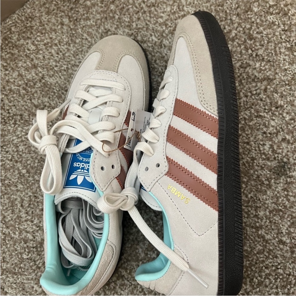 NEVER WORN! Adidas Samba Shoes in Cream Women's 9 (Men's 7.5)